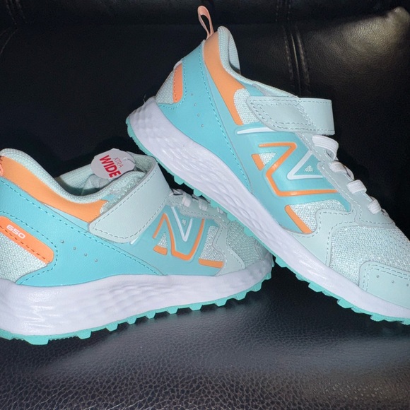 New Balance Kids' Fresh Foam 650 V1 Bungee Lace size 12.5 - Picture 4 of 4